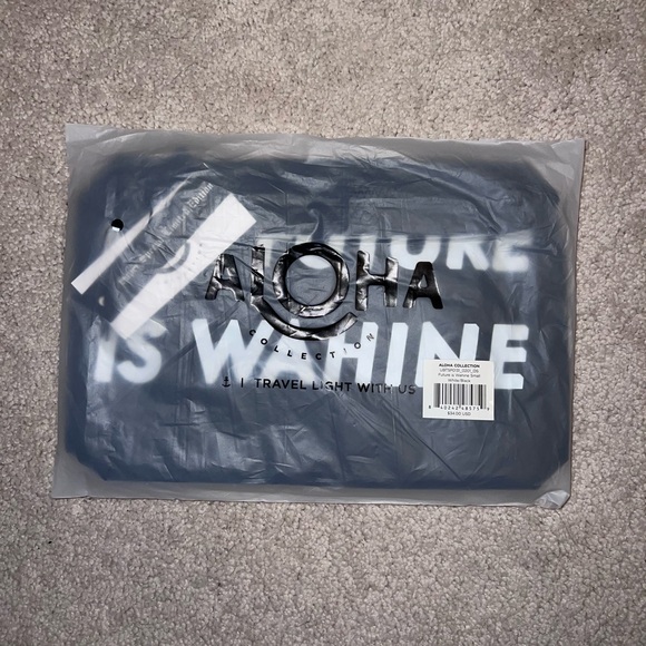 Aloha Collection Small Pouch - Picture 2 of 2